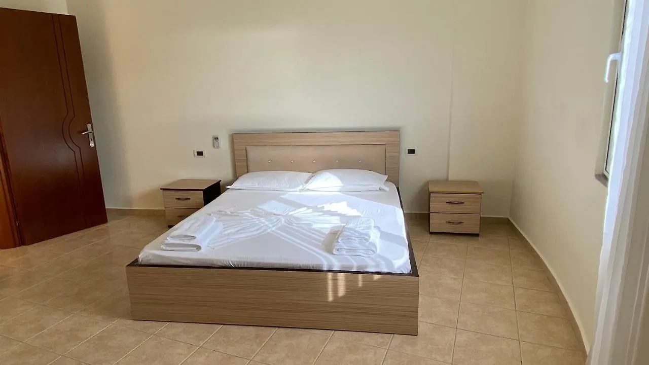 OniRana Apartments Borsh