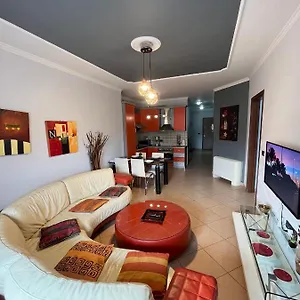 https://the-view-skanderbeg-square-apartment.hotels-in-tirana.com